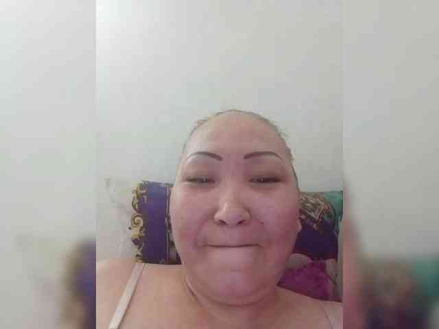 F_L_I_R_T_I_N_G webcam