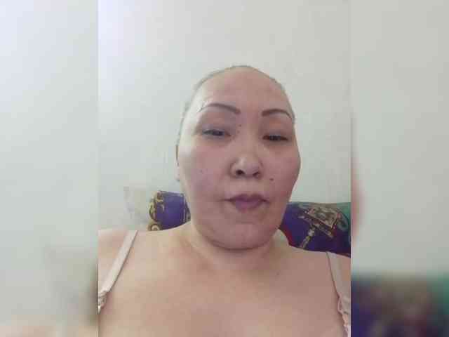 F_L_I_R_T_I_N_G webcam