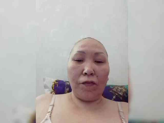 F_L_I_R_T_I_N_G webcam
