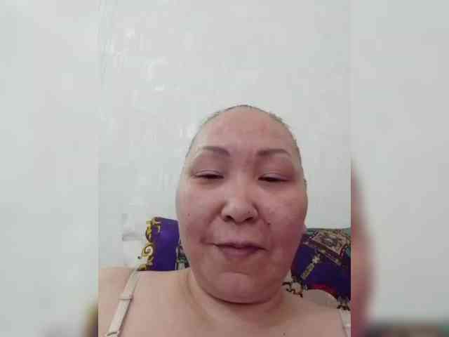 F_L_I_R_T_I_N_G webcam