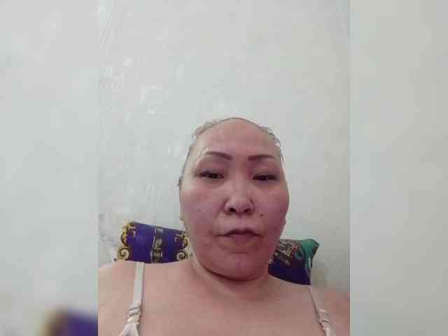 F_L_I_R_T_I_N_G webcam