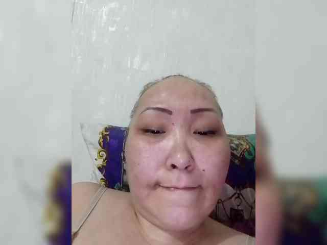 F_L_I_R_T_I_N_G webcam