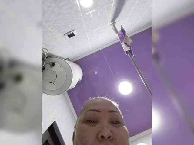 F_L_I_R_T_I_N_G webcam