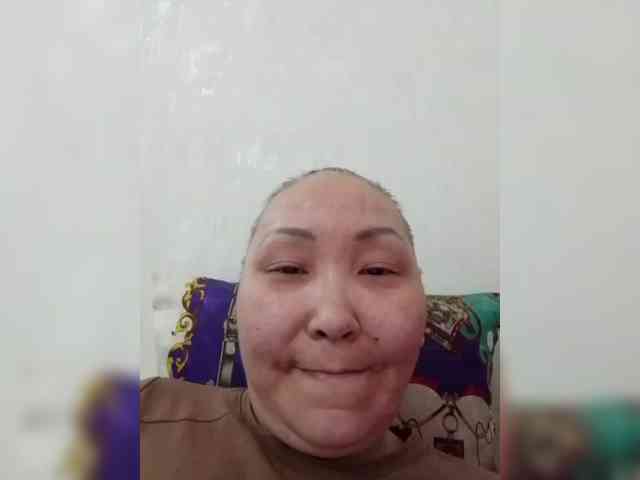 F_L_I_R_T_I_N_G webcam