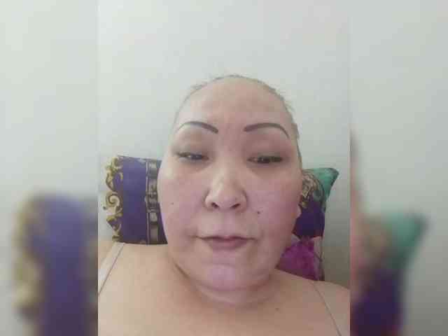 F_L_I_R_T_I_N_G webcam