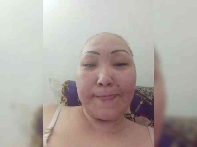 F_L_I_R_T_I_N_G webcam