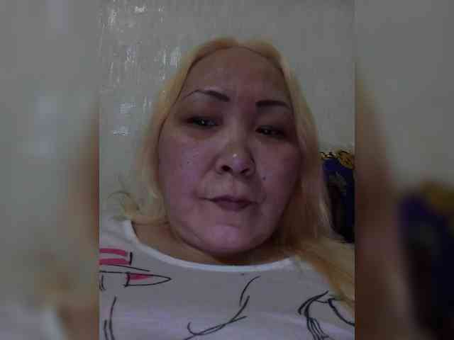 Qweentis Live Webcam on BongaCams