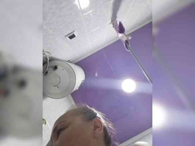 F_L_I_R_T_I_N_G webcam