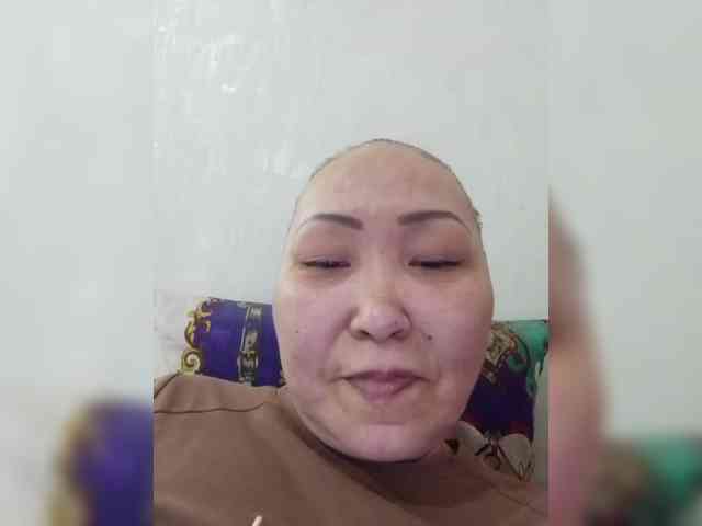 F_L_I_R_T_I_N_G webcam