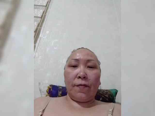 F_L_I_R_T_I_N_G webcam