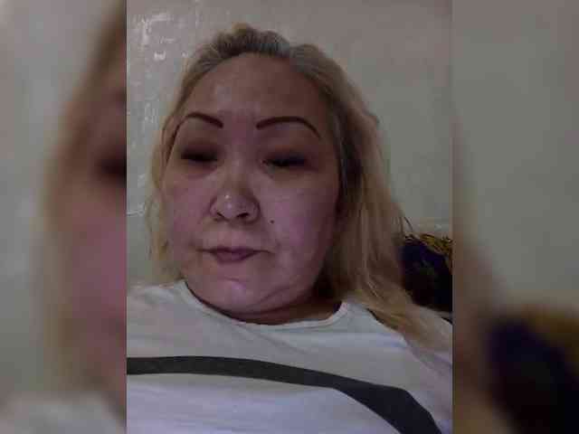 Qweentis Live Webcam on BongaCams