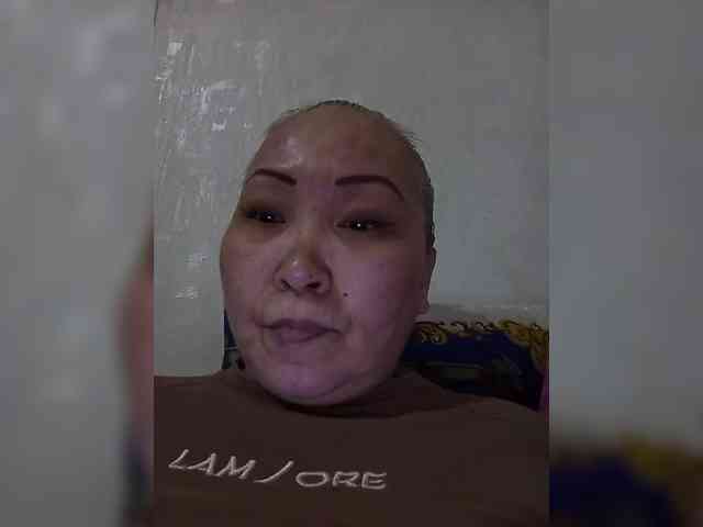 Qweentis Live Webcam on BongaCams