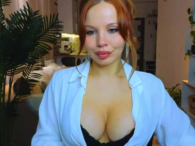 Lina-hill's BongaCams show and profile