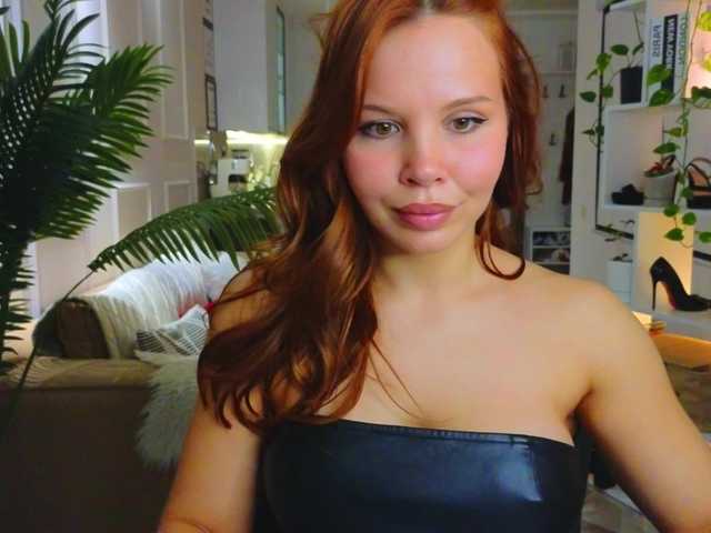 Lina-hill's BongaCams show and profile