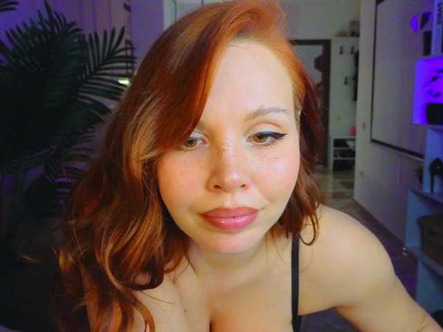 Lina-hill's BongaCams show and profile