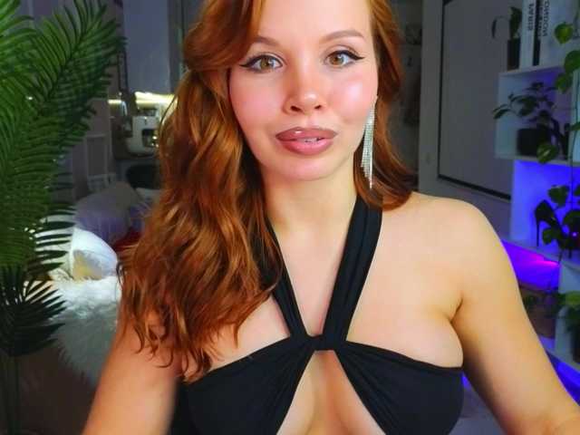 Lina-hill's BongaCams show and profile