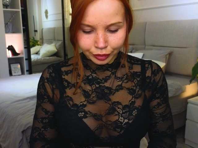 Lina-hill's BongaCams show and profile