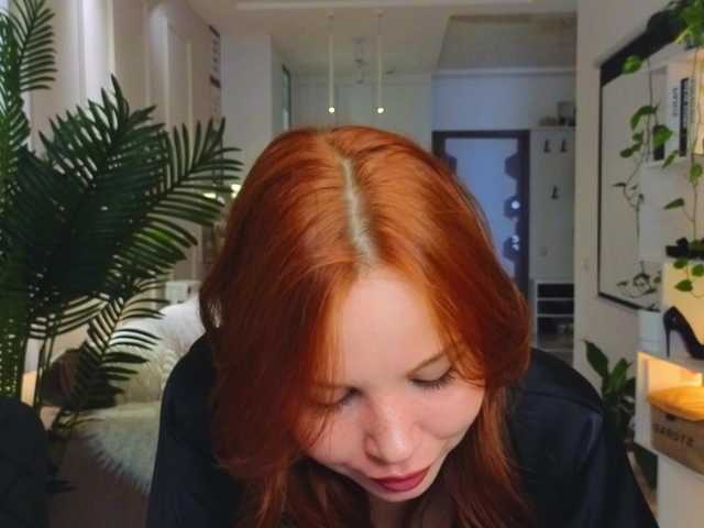 Lina-hill's BongaCams show and profile