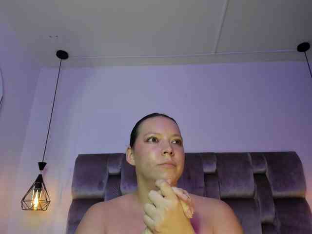 MaiteMarshall webcam