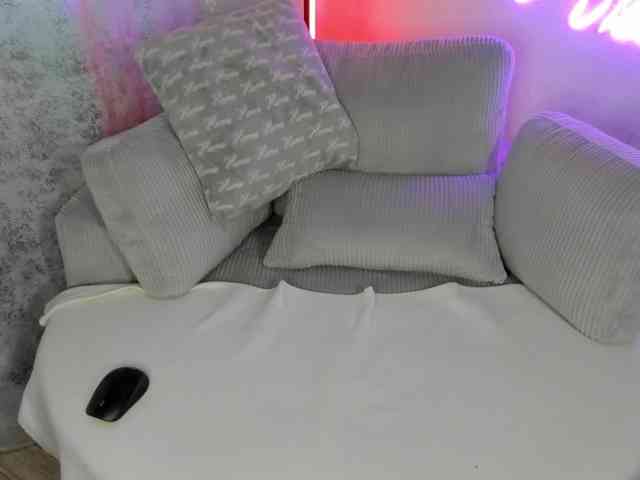 CocoSkyy webcam