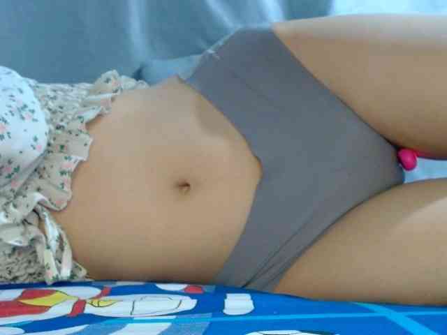 Nancy-squirts webcam