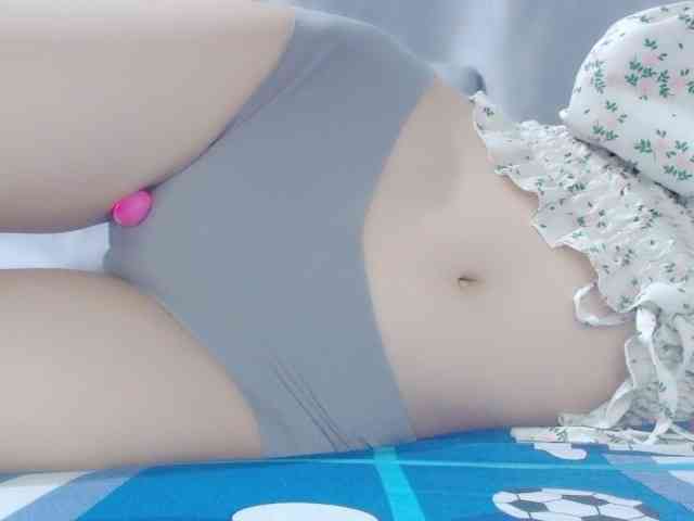 Nancy-squirts webcam