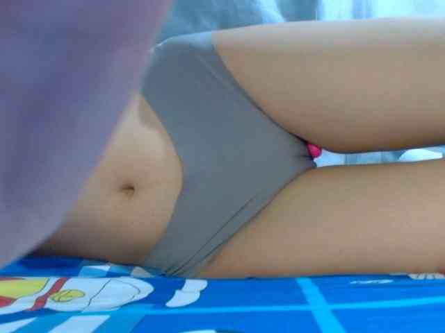 Nancy-squirts webcam