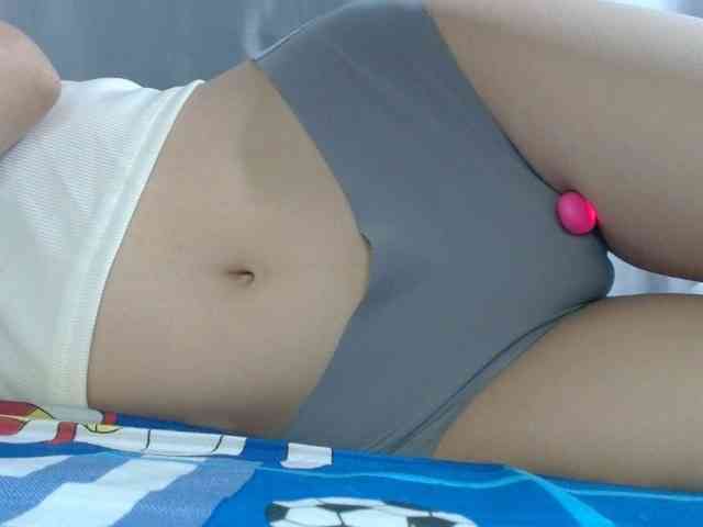 Nancy-squirts webcam
