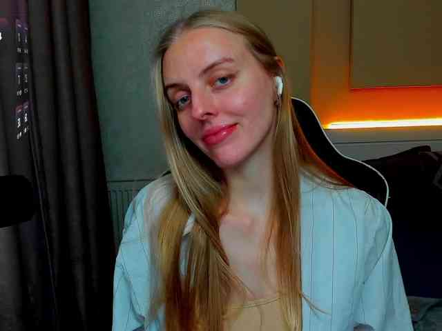 Jam-cream webcam