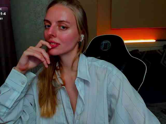 Jam-cream webcam