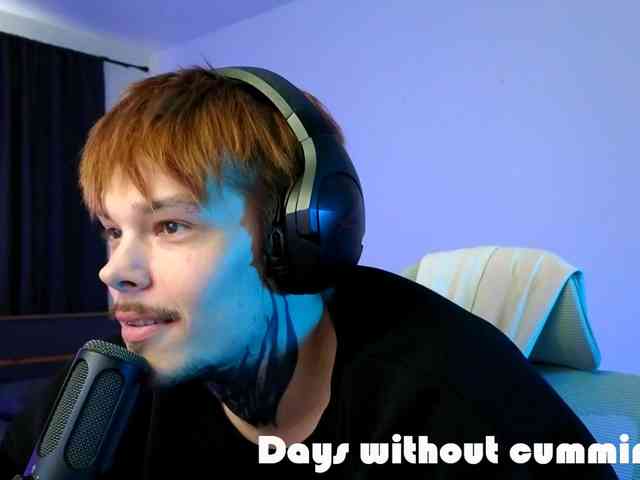 Denchtut Live Webcam on BongaCams