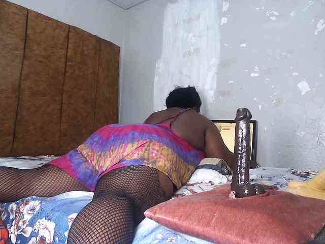 Sexygodess777 webcam