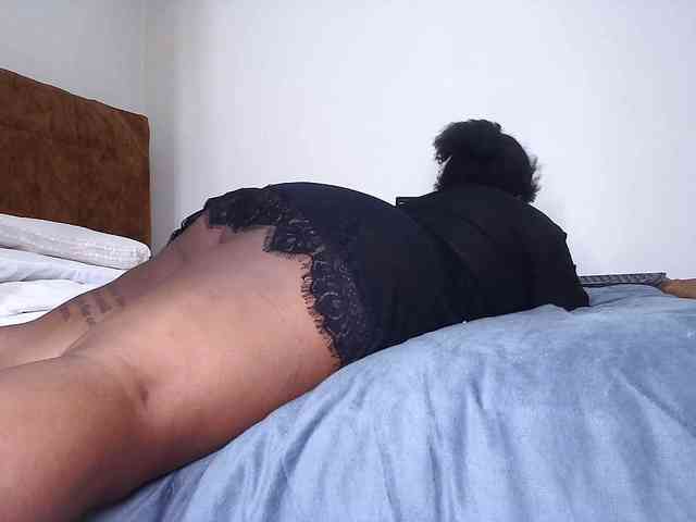 Sexygodess777 webcam