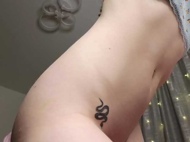 Eva--queen's BongaCams show and profile