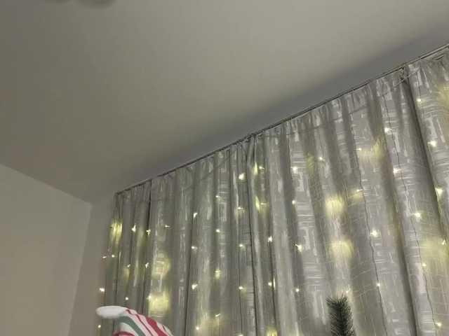 Eva--queen's BongaCams show and profile