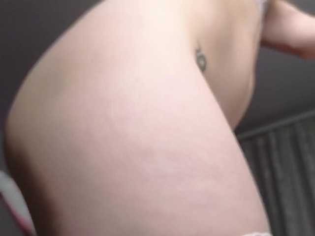  Eva--queen chat room