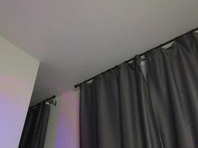 Eva--queen's BongaCams show and profile