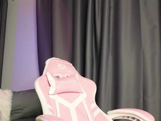 Eva--queen's BongaCams profile