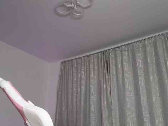 Eva--queen webcam