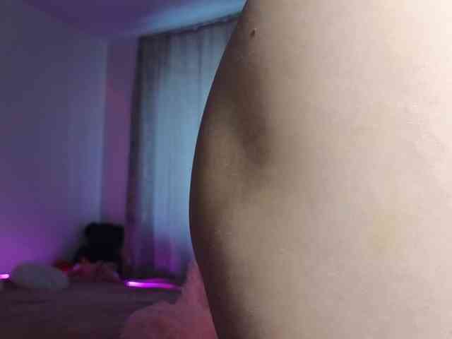 Eva--queen webcam