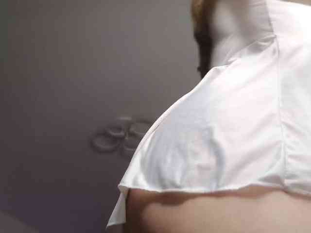 Eva--queen webcam