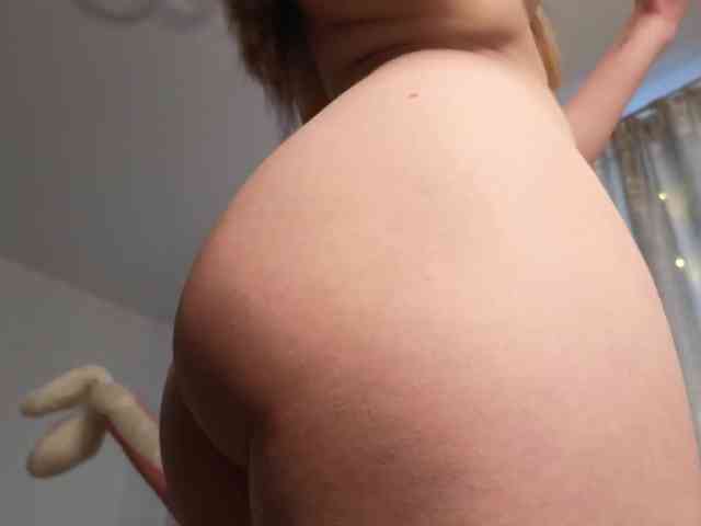 Eva--queen Eva--queen