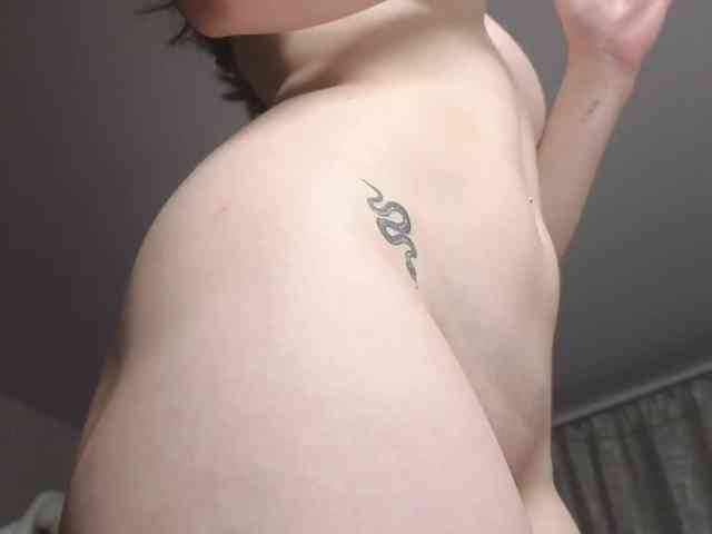 Eva--queen Live Webcam on BongaCams