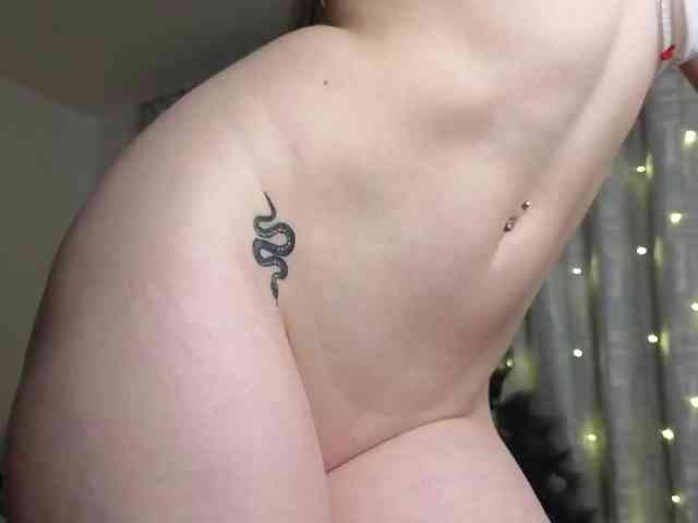 Eva--queen Eva--queen