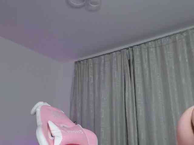 Eva--queen webcam