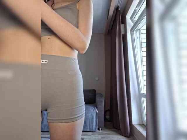 MagdaleneJanette webcam