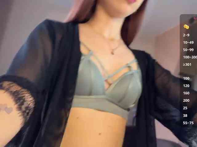 MagdaleneJanette webcam