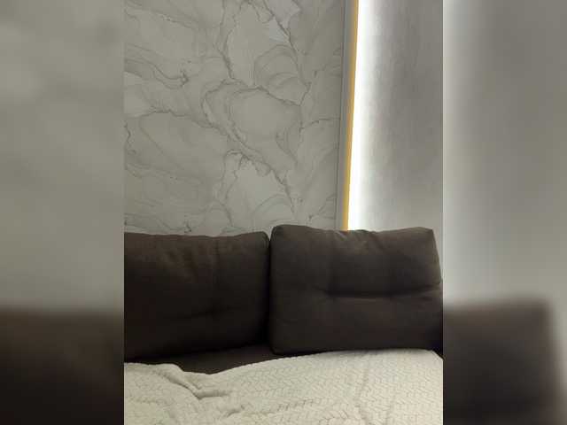 Offline Your-Girlfriend on BongaCams