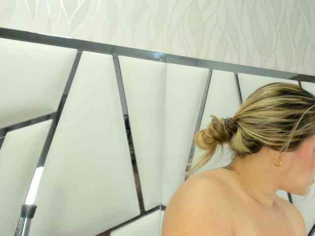 kimberlydaring webcam