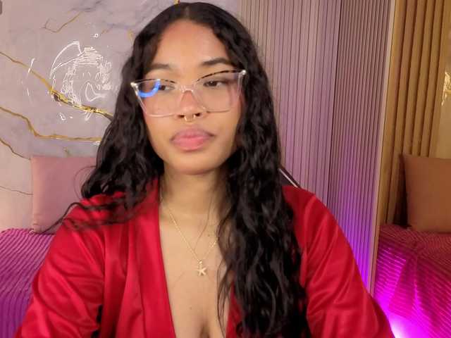 penelope-tay's BongaCams show and profile